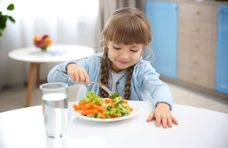 Teaching healthy food habits early